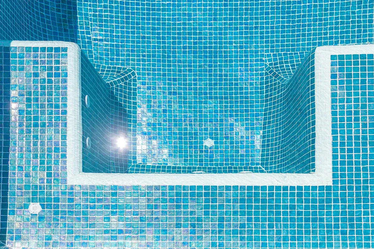 Iris Ezarri — 64