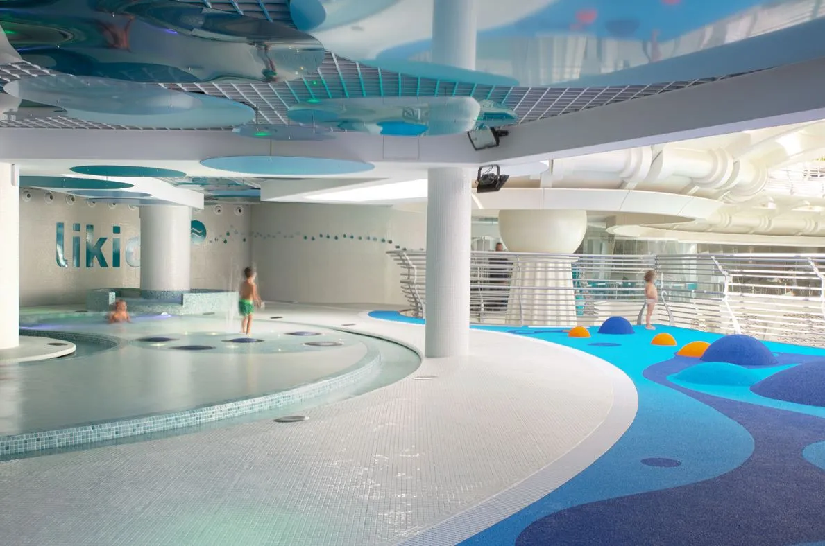 Pool & Spa Togama mosaic — 10