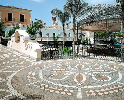 Dolmen Atlas Concorde Italy — 4