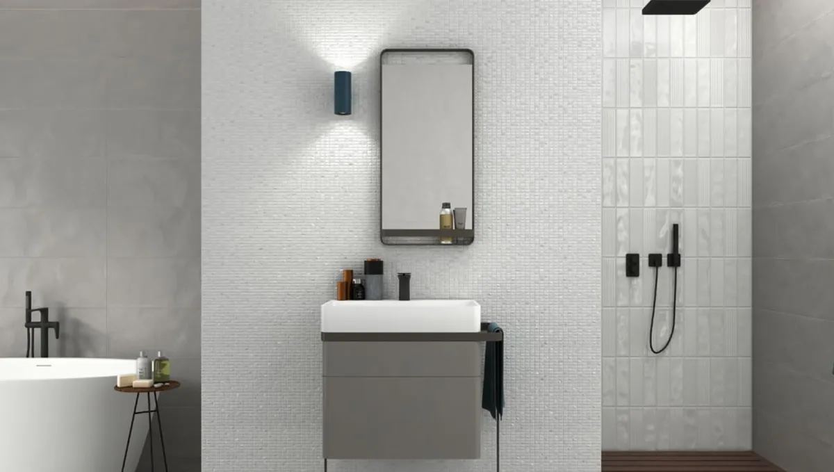 Leed Emigres — 2