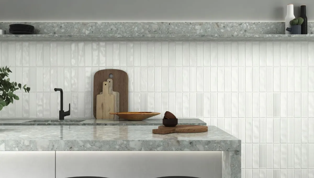 Leed Emigres — 4