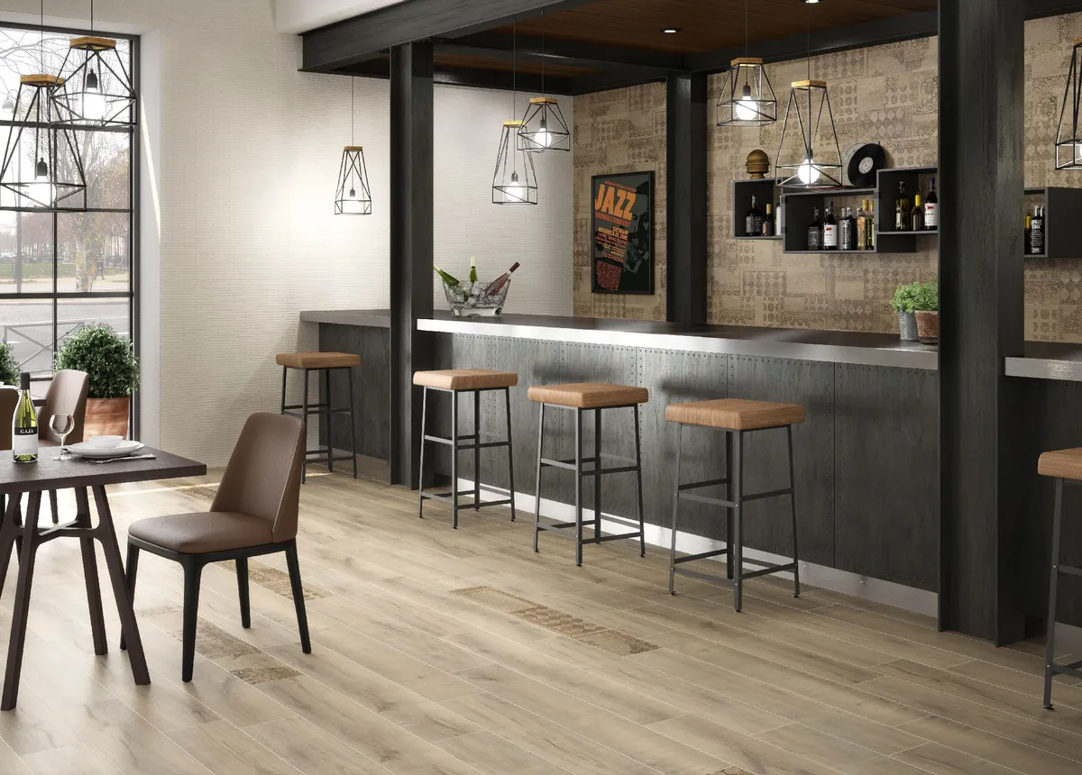 Hardwood Saloni — 2