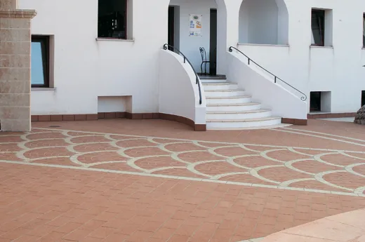 Dolmen Atlas Concorde Italy — 6