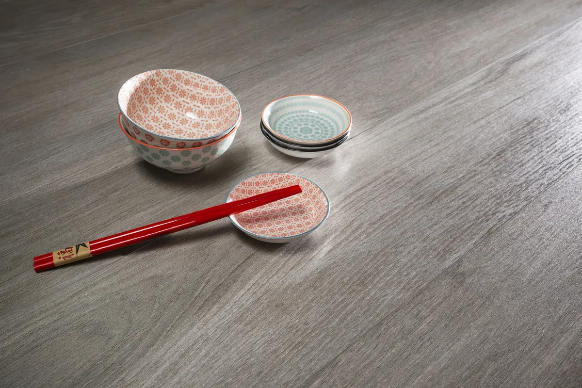 Hardwood Emigres — 4