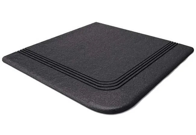 Peldano Esquina Nero — 1