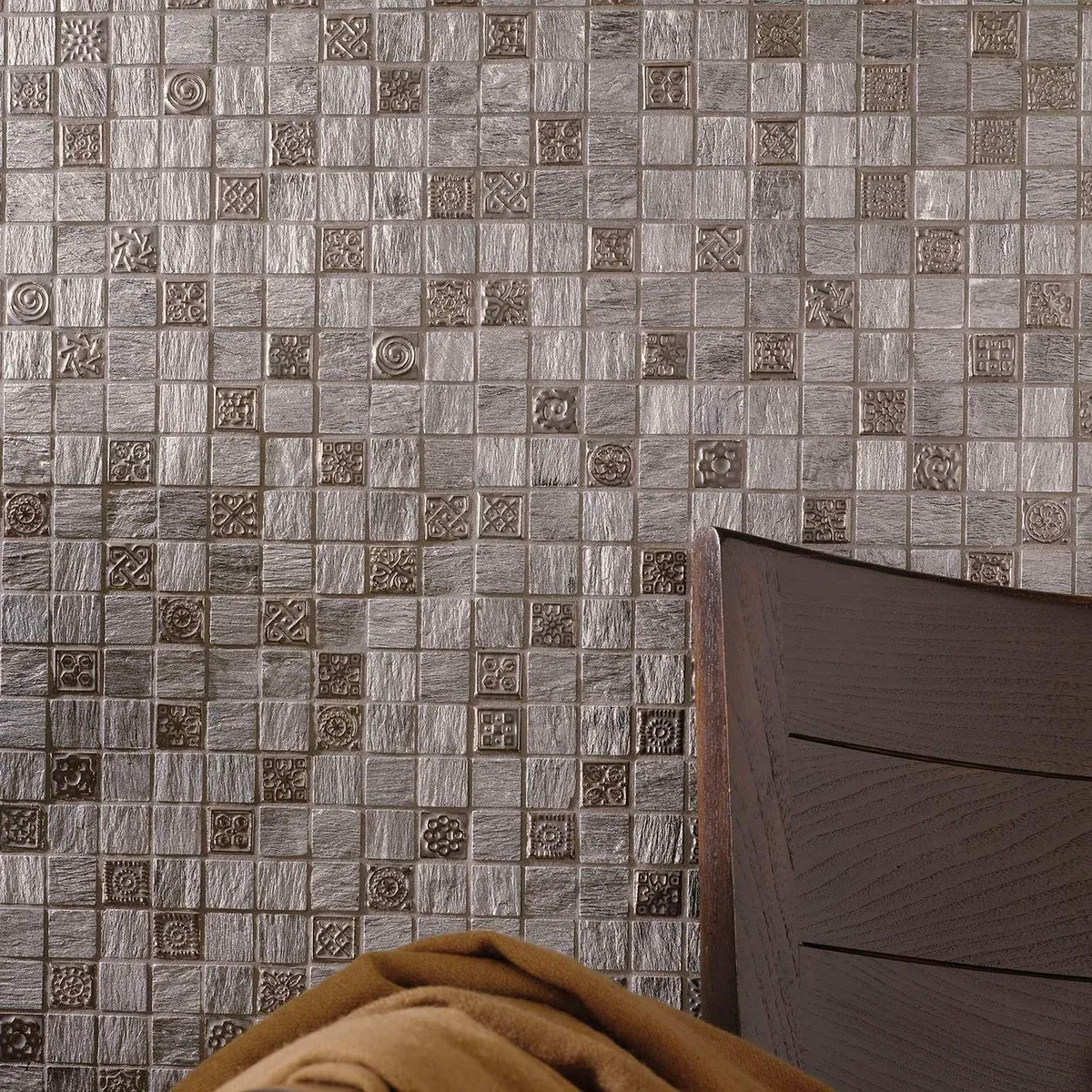 Tecno L'Antic Colonial — 2