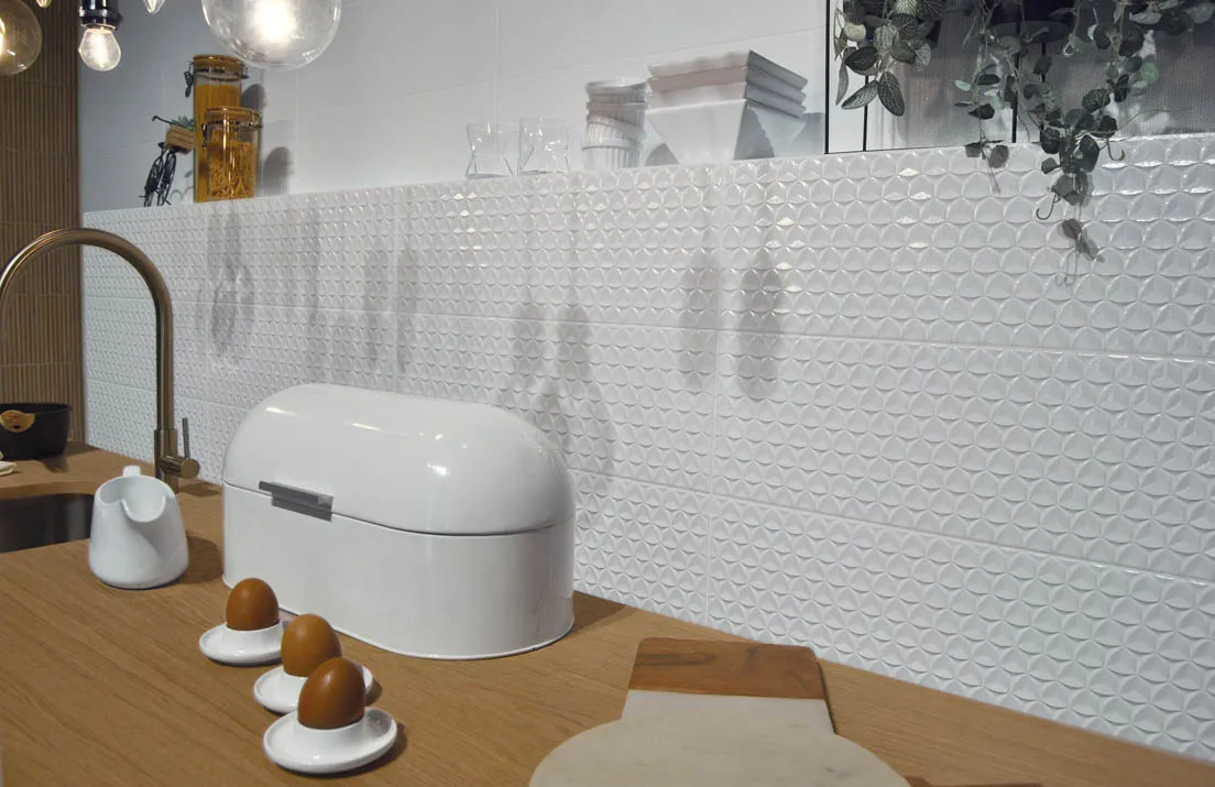 Linus Velvet Emigres — 5